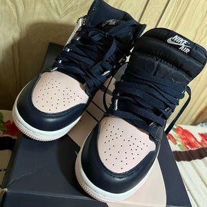 Women’s Air Jordan 1 Retro High OG SE “Bubblue Gum”